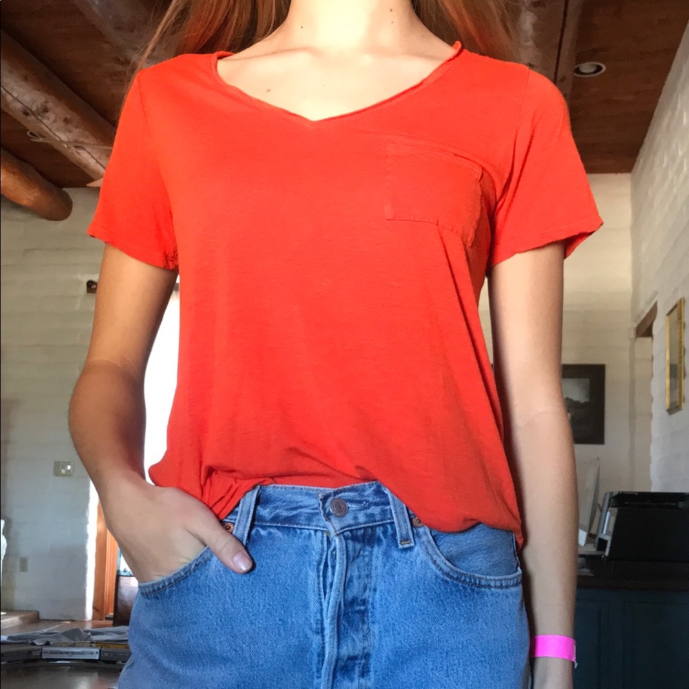 orange basic tee
